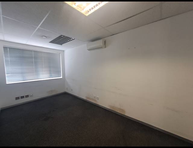 289M² OFFICE TO LET IN ILLOVO